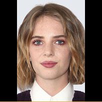 Маја Хок Maya Hawke